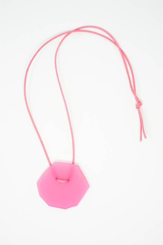 single flower pendant necklace, two color options